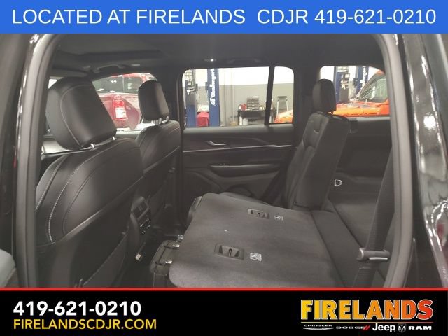 New 2026 Jeep Grand Cherokee Altitude AWD/4WD image 14