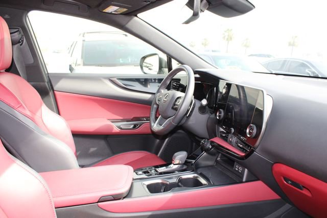 Certified 2024 Lexus NX 250 FWD image 5