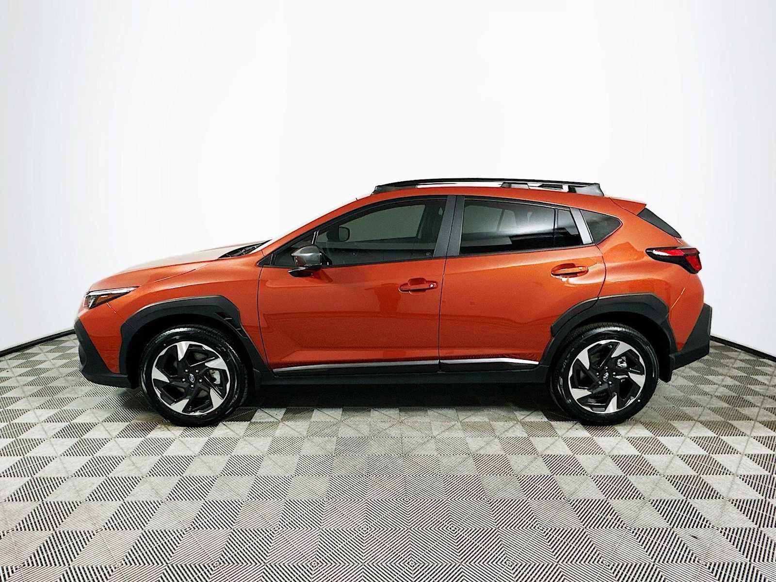 Certified 2025 Subaru Crosstrek 2.5i Limited w/ Popular Package #3A image 4