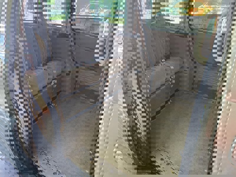 Used 2004 Pontiac Montana Extended w/ Convenience Package #1 image 17