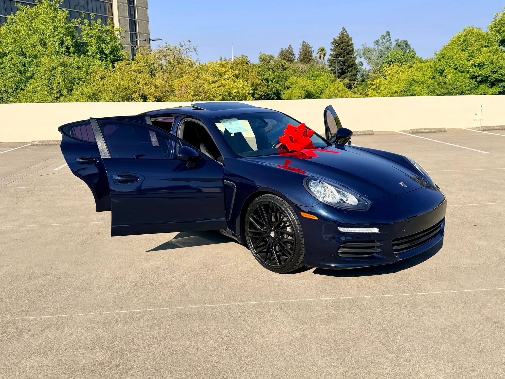 Used 2016 Porsche Panamera Edition RWD image 73
