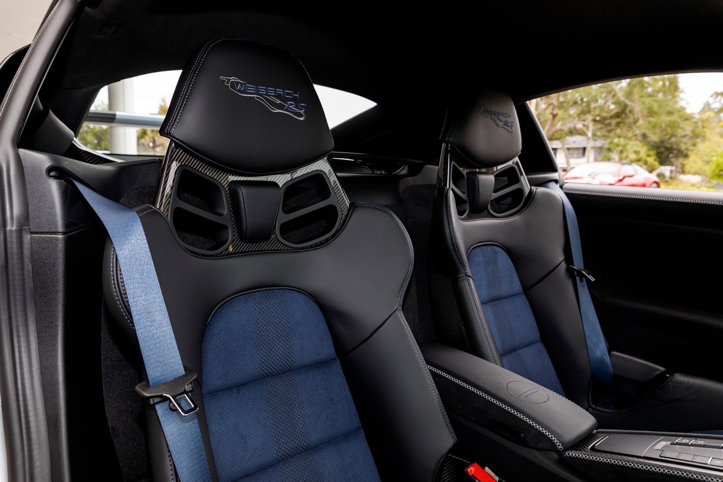 Used 2025 Porsche 718 Cayman GT4 RS image 47