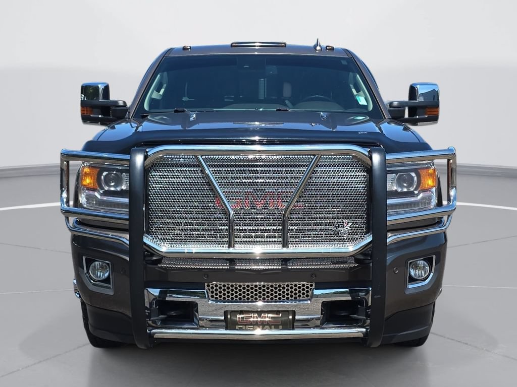 Used 2015 GMC Sierra 3500 Denali w/ Duramax Plus Package RWD image 10