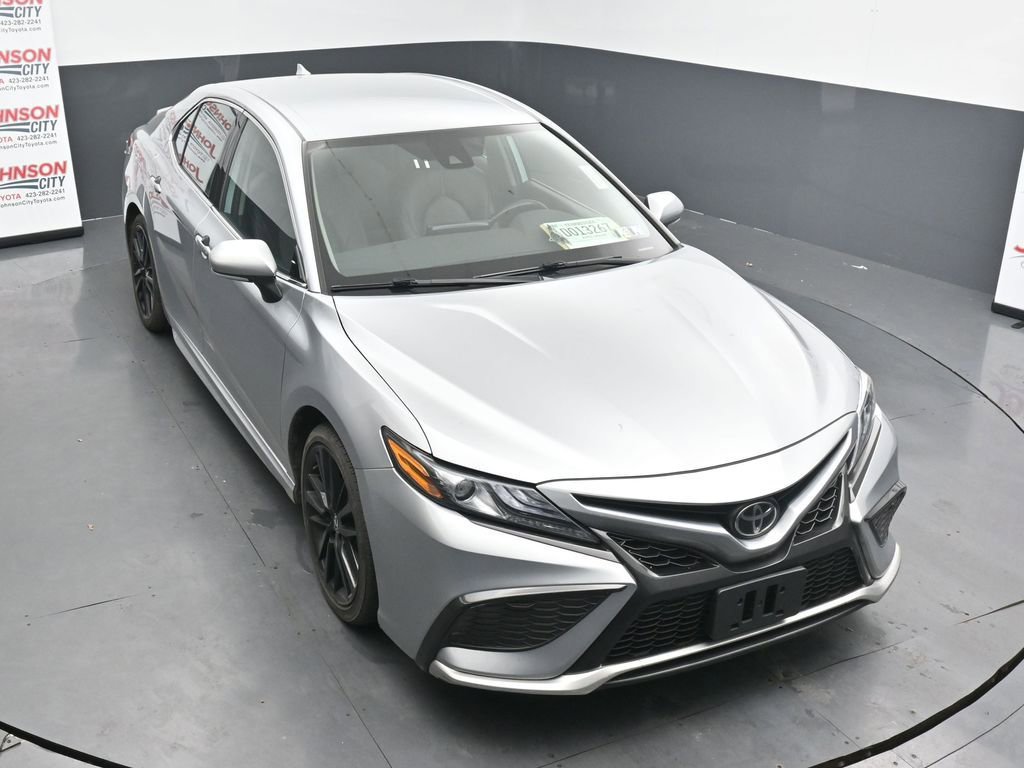 Used 2023 Toyota Camry XSE image 10