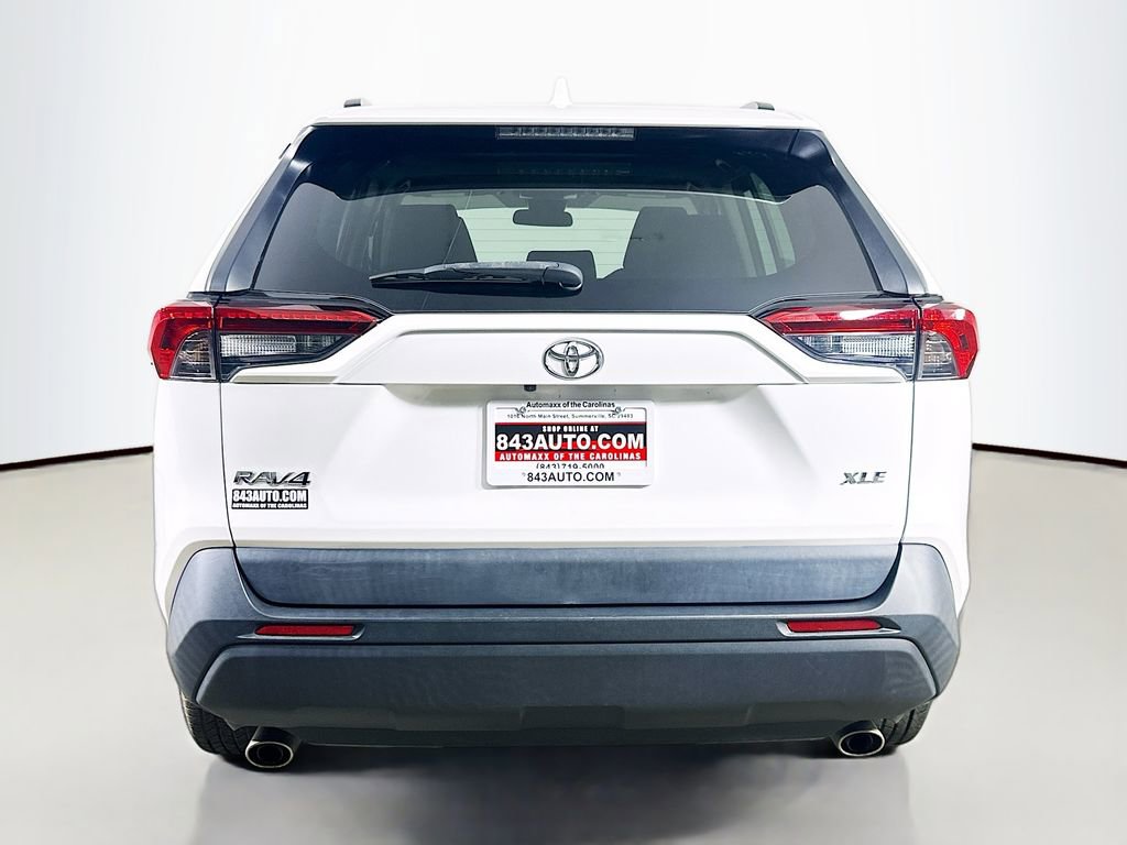 Used 2021 Toyota RAV4 XLE w/ Convenience Package image 6
