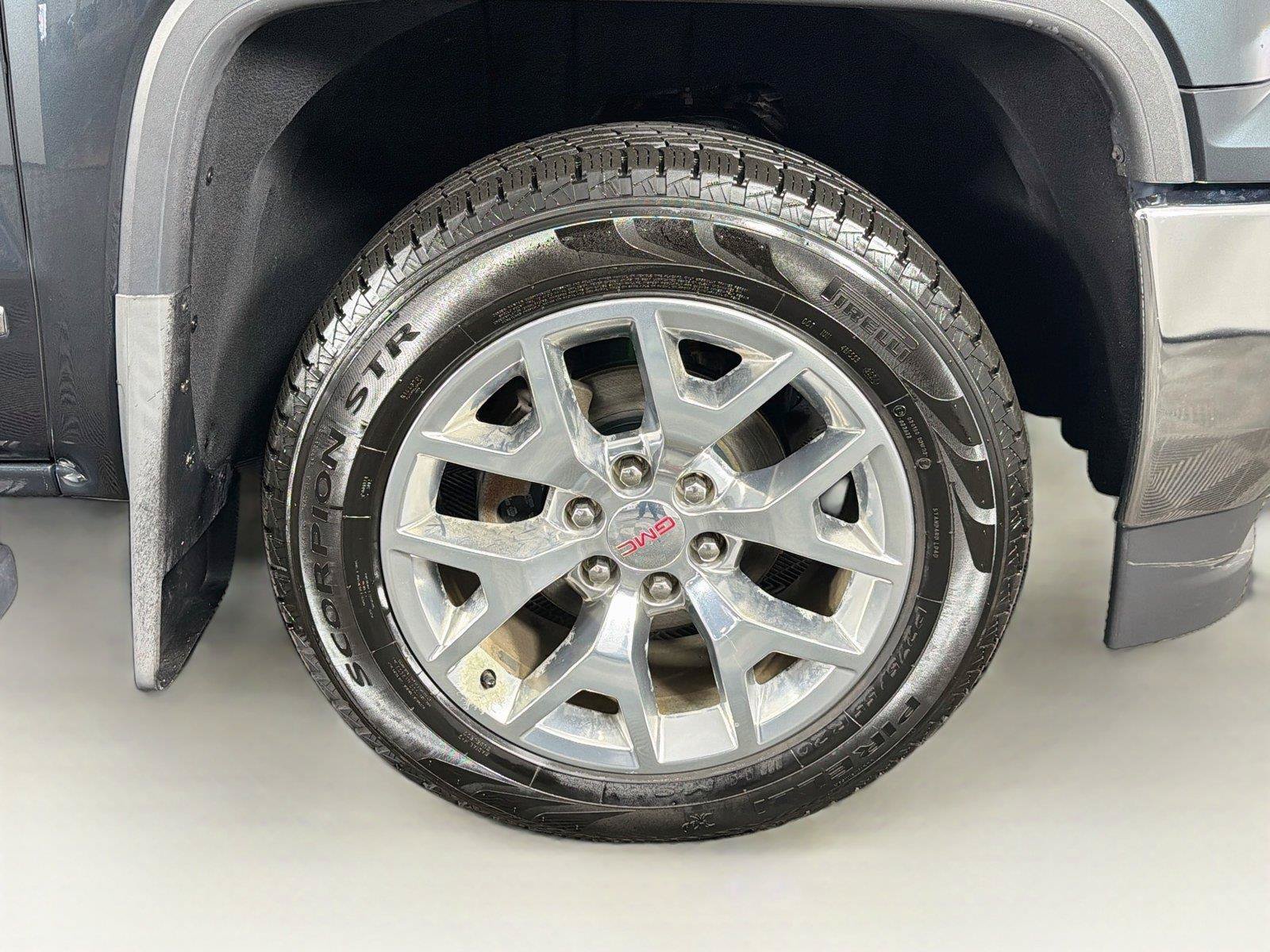 Used 2017 GMC Sierra 1500 SLT w/ SLT Premium Package AWD/4WD image 35