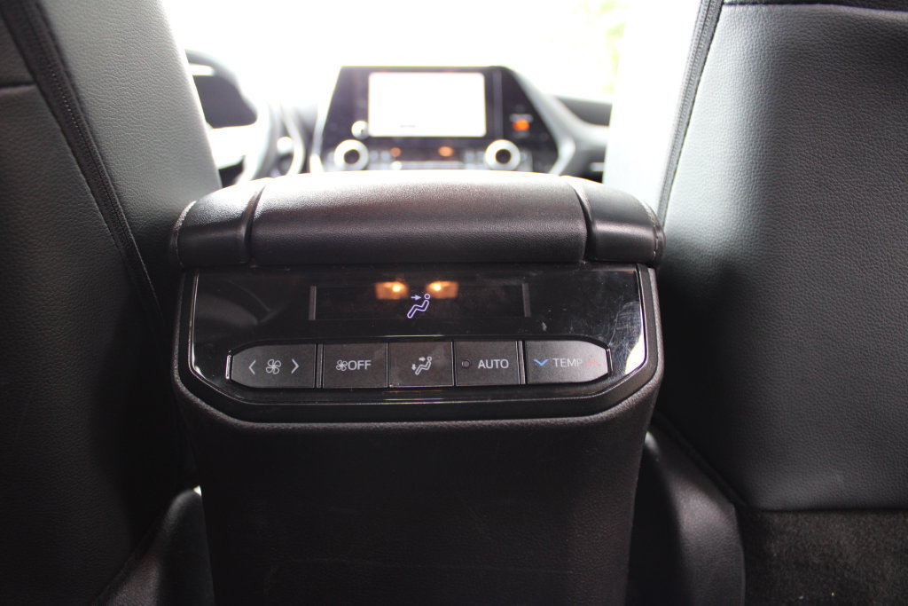 Used 2025 Toyota Highlander XSE AWD/4WD image 26