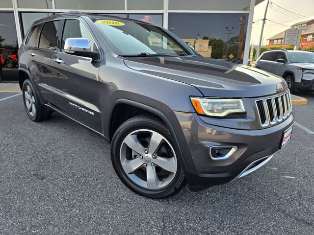 Used 2016 Jeep Grand Cherokee Limited w/ Luxury Group II AWD/4WD image 2