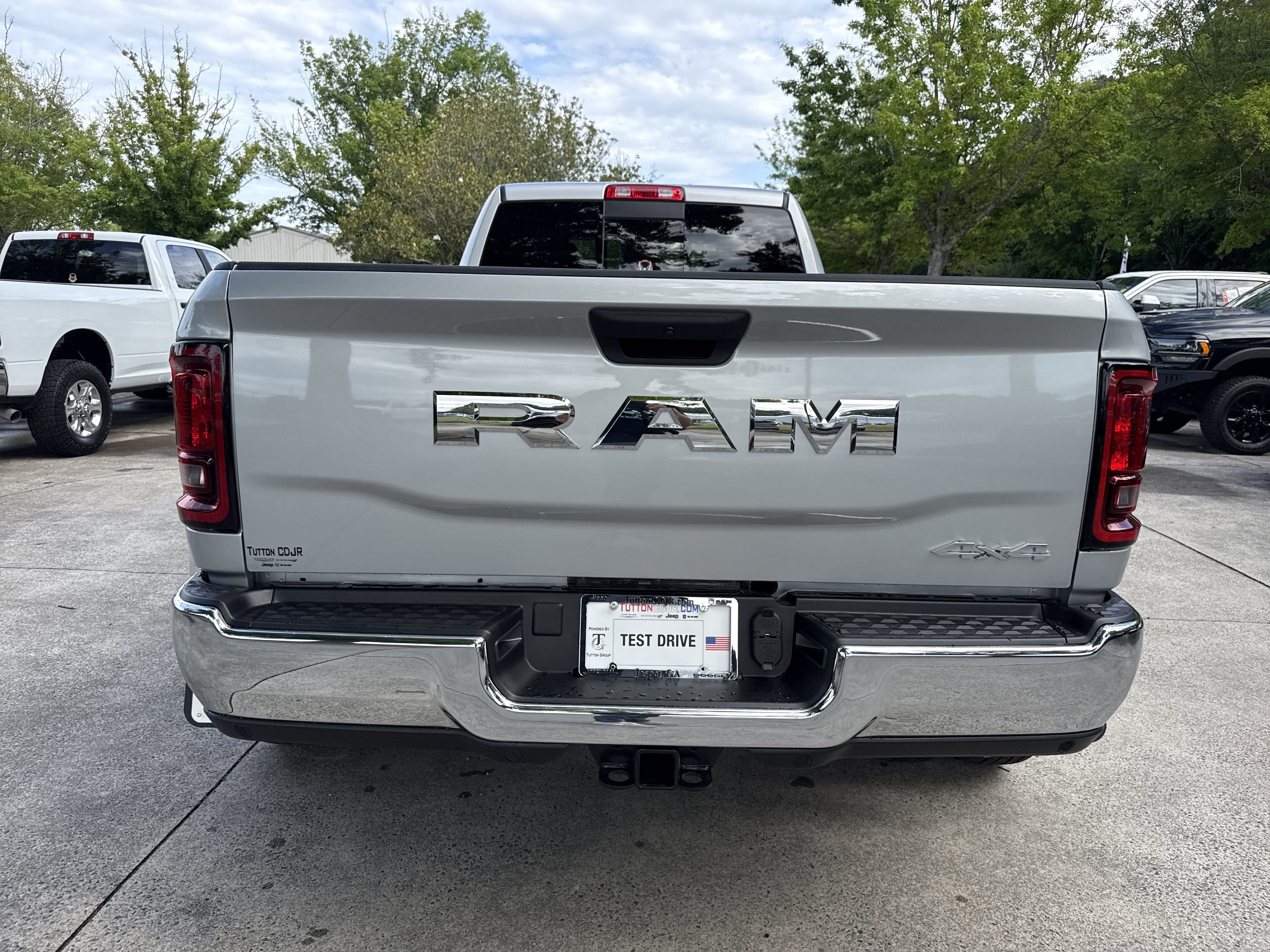 New 2026 RAM 3500 Tradesman AWD/4WD image 6