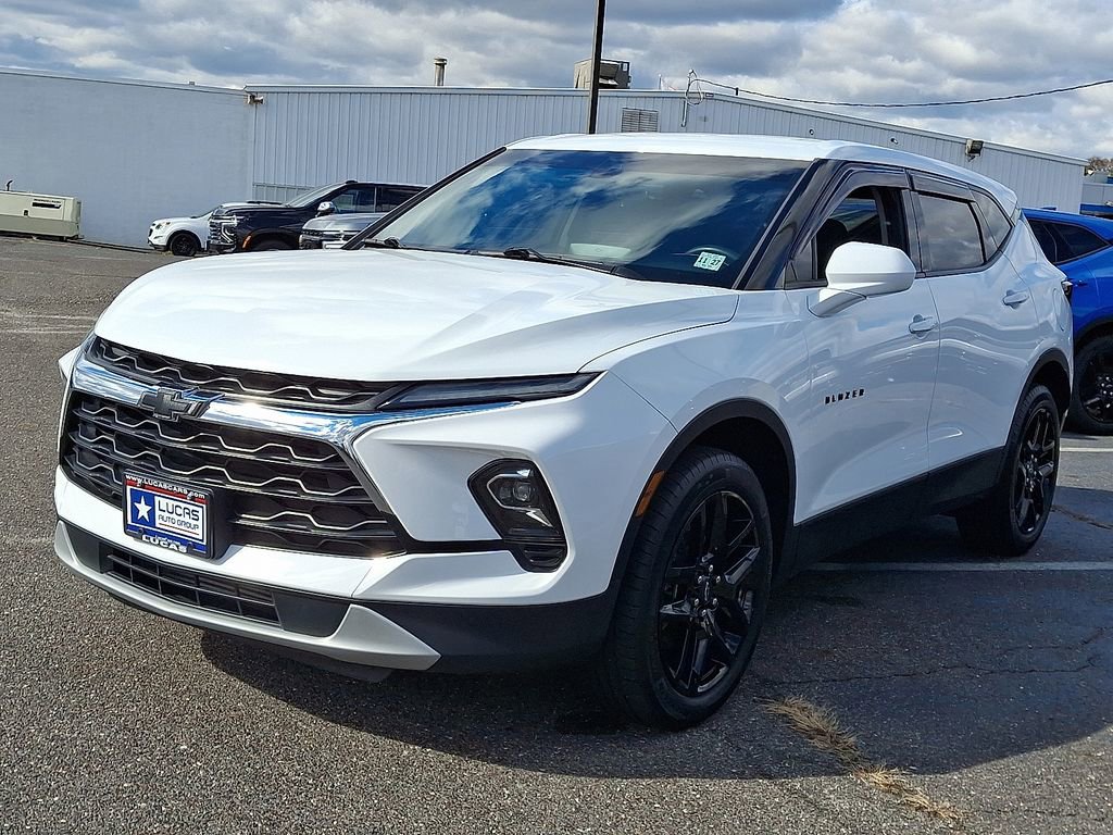 Used 2023 Chevrolet Blazer LT w/ Driver Confidence Package image 5