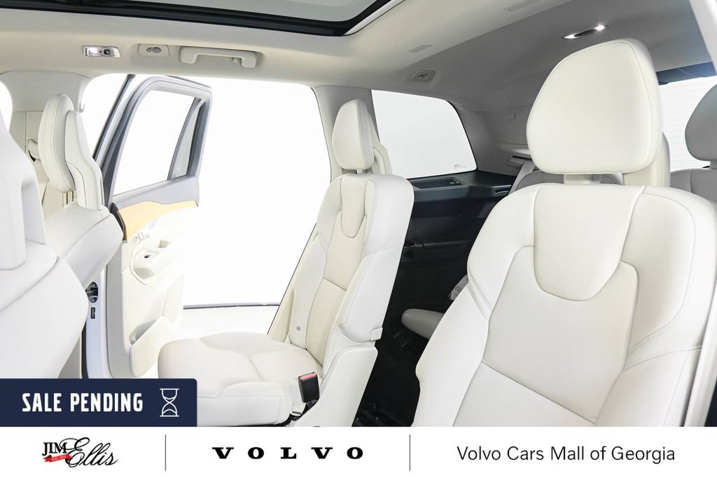 Certified 2021 Volvo XC90 T6 Momentum w/ Climate Package AWD/4WD image 21