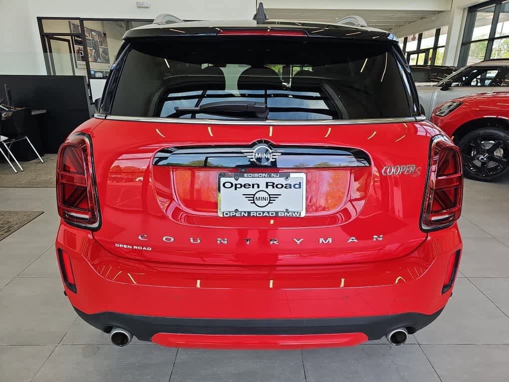 Certified 2022 MINI Cooper Countryman S FWD image 2