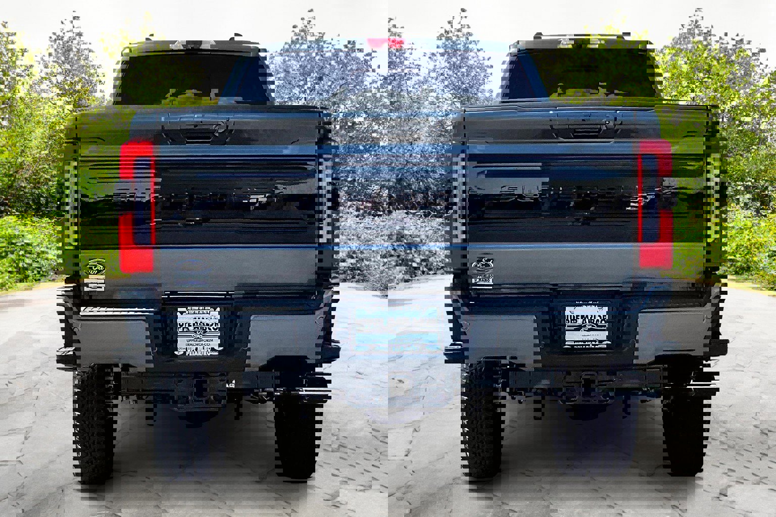 New 2026 Ford F250 Platinum image 4