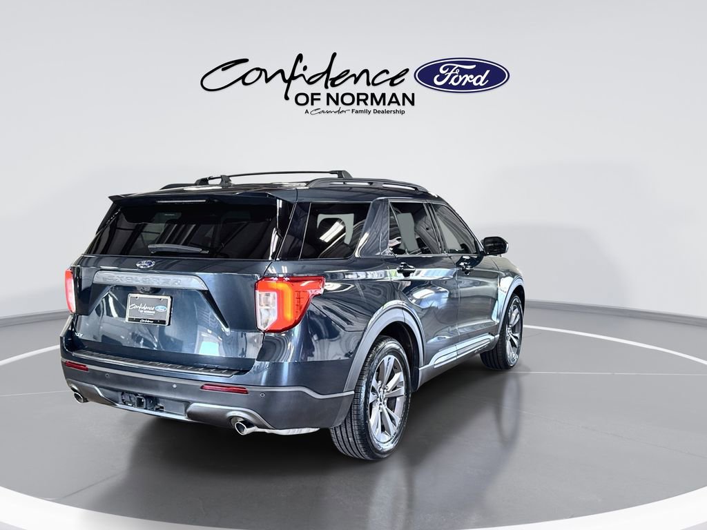 Used 2023 Ford Explorer XLT w/ Equipment Group 202A RWD image 8