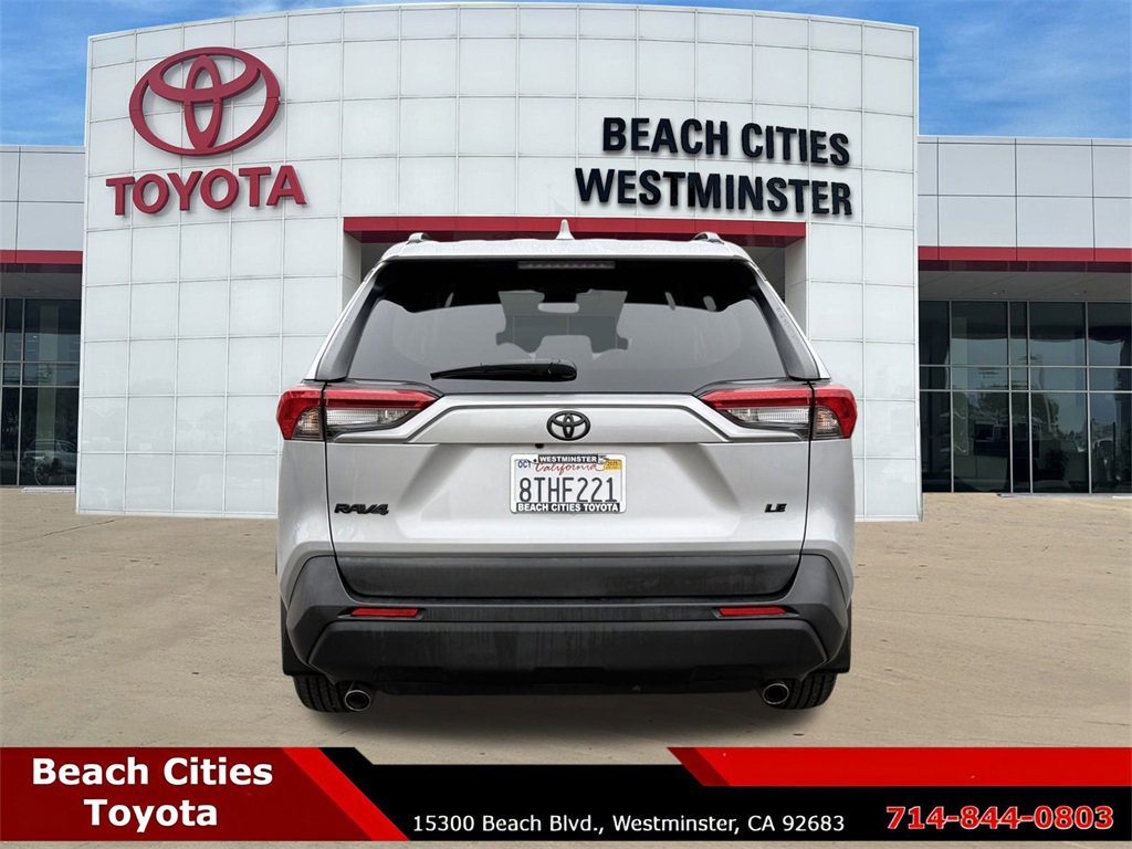 Used 2020 Toyota RAV4 LE w/ Carpet Mat Package image 10