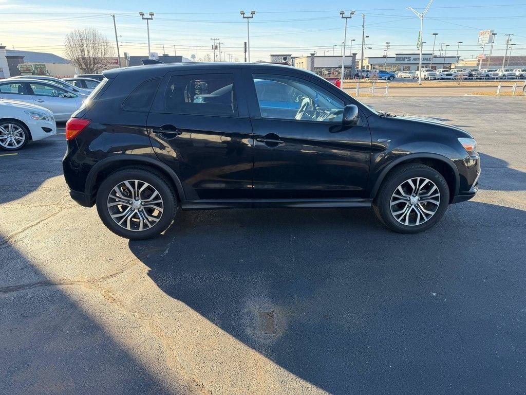 Used 2017 Mitsubishi Outlander Sport LE FWD image 5