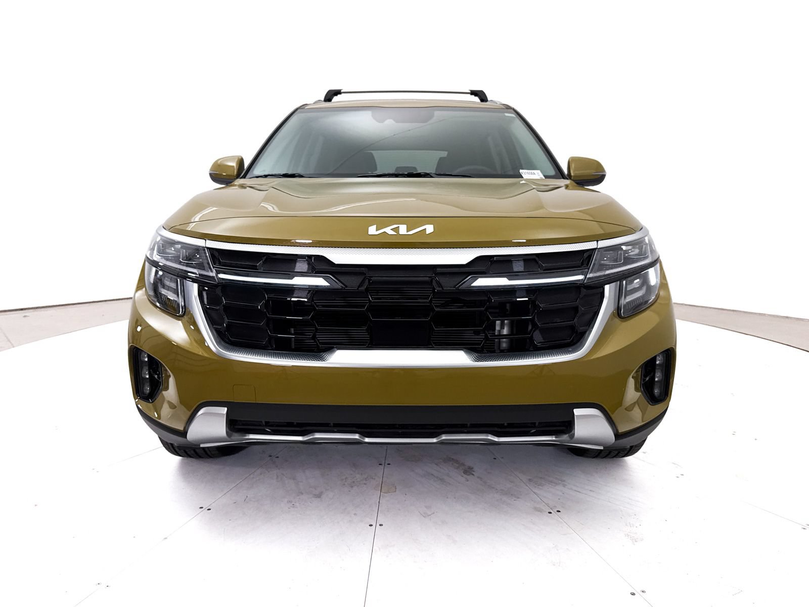 Certified 2024 Kia Seltos SX w/ SX Sunroof Package AWD/4WD image 15