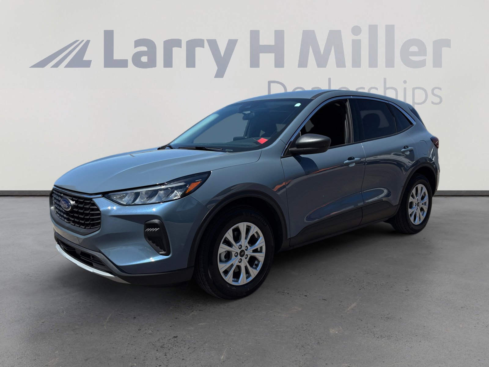 Certified 2024 Ford Escape Active FWD image 1