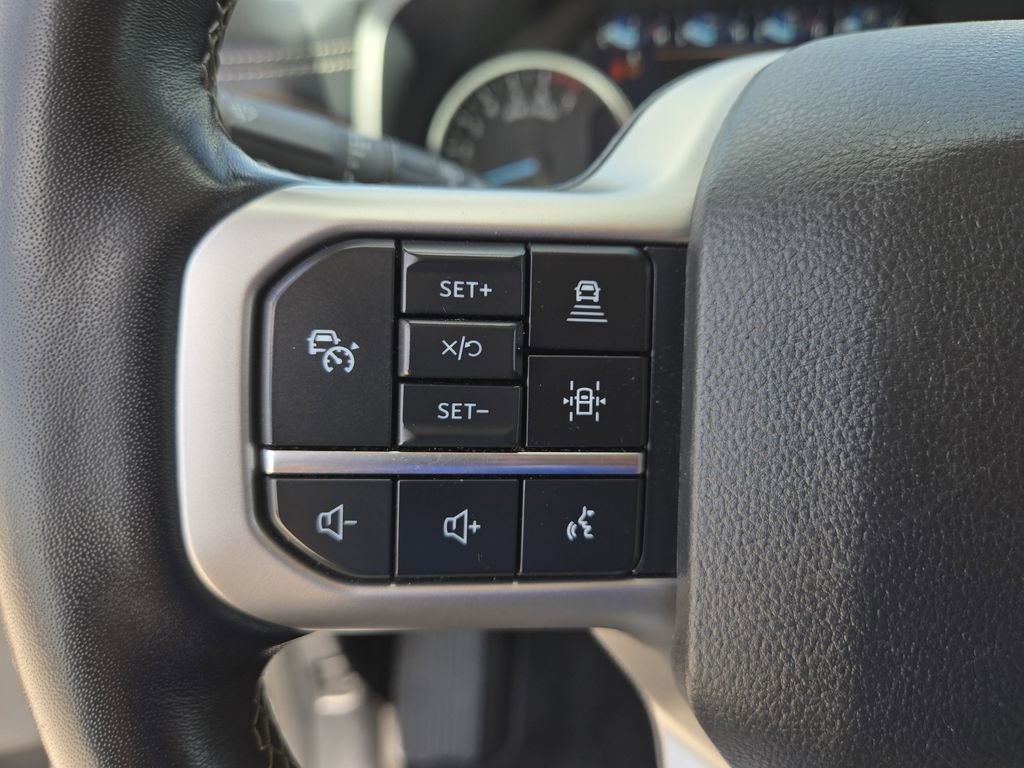 Used 2024 Ford Expedition Limited image 11