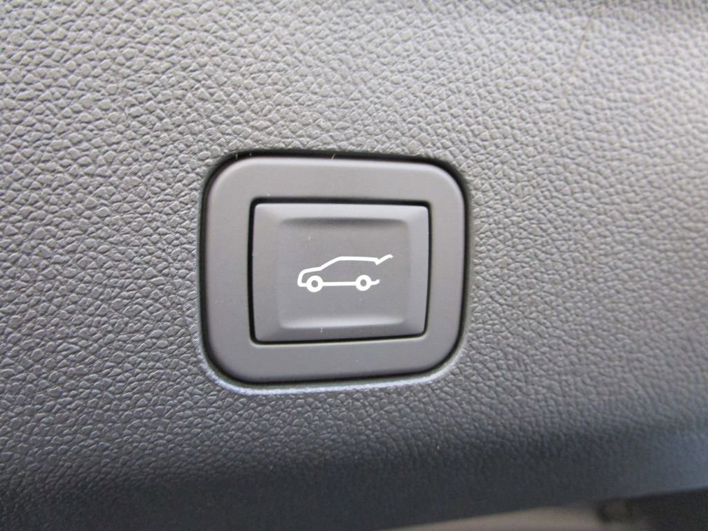 New 2026 Chevrolet Tahoe RST w/ Sun And Tow Package image 15