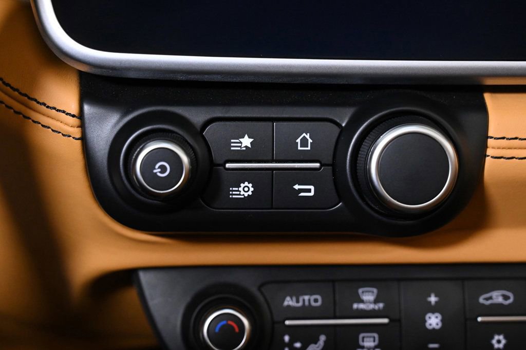 Certified 2023 Ferrari Portofino M image 27