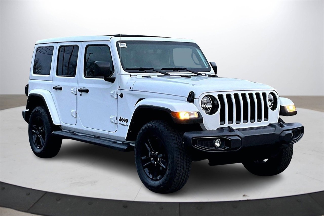 Certified 2022 Jeep Wrangler Unlimited Sahara image 2