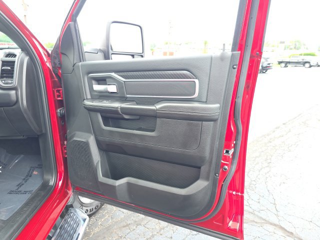 Used 2026 RAM 2500 Big Horn AWD/4WD image 31