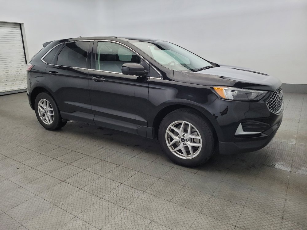 Used 2023 Ford Edge SEL image 11