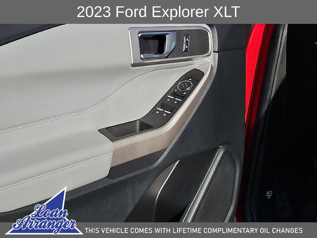 Used 2023 Ford Explorer XLT w/ Equipment Group 202A RWD image 21
