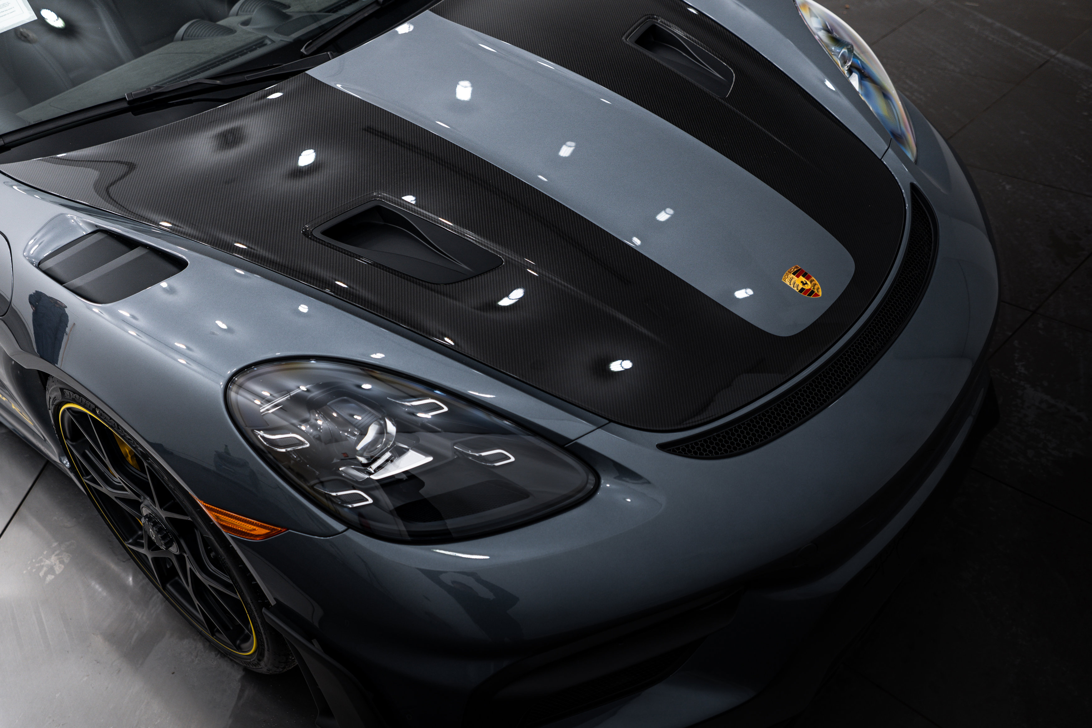 Certified 2025 Porsche 718 Boxster Spyder RS image 40