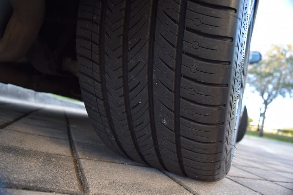 Used 2019 Jaguar XJ Collection image 88