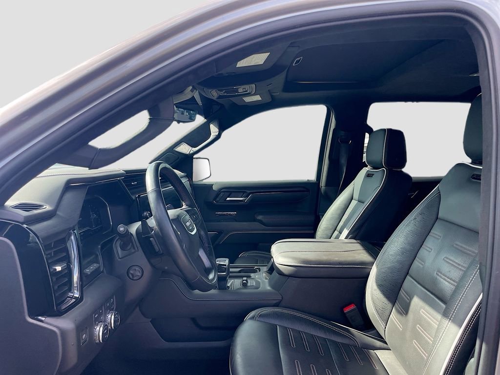 Used 2024 GMC Sierra 1500 AT4X image 11