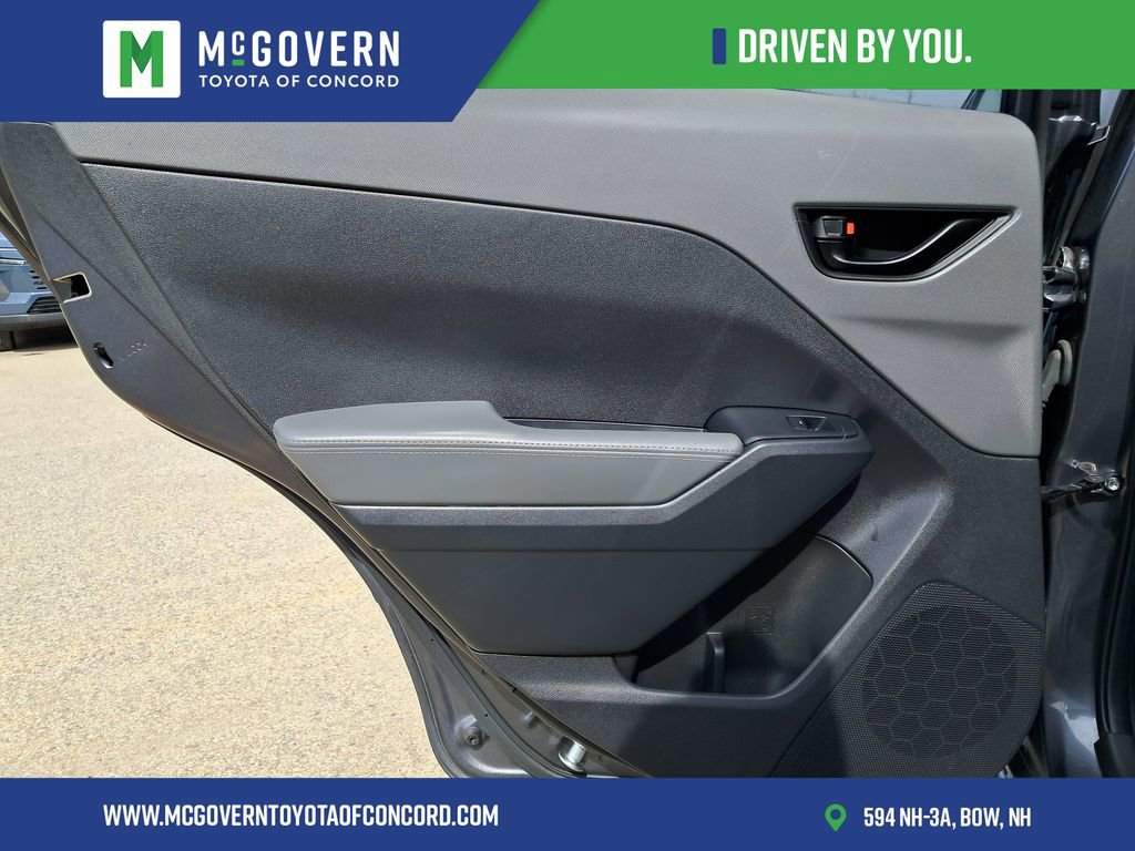 Used 2024 Subaru Crosstrek 2.0i Premium image 13