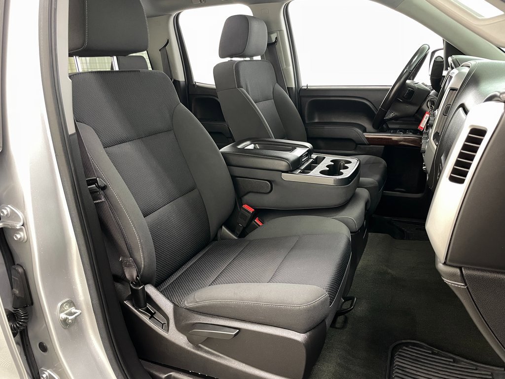 Used 2015 GMC Sierra 1500 SLE w/ SLE Value Package image 36