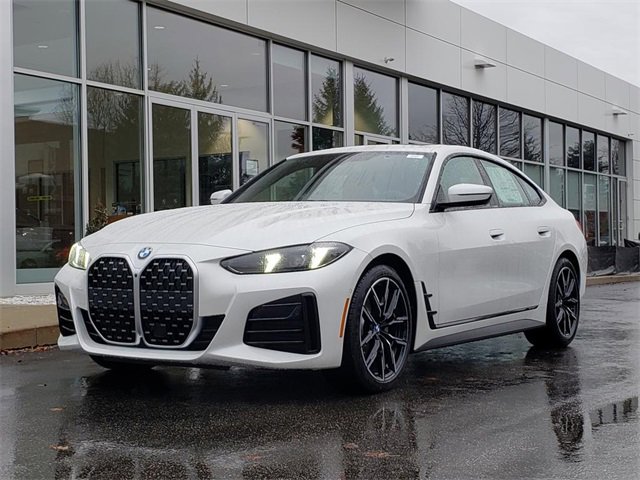 New 2026 BMW 430i xDrive w/ M Sport Package image 1