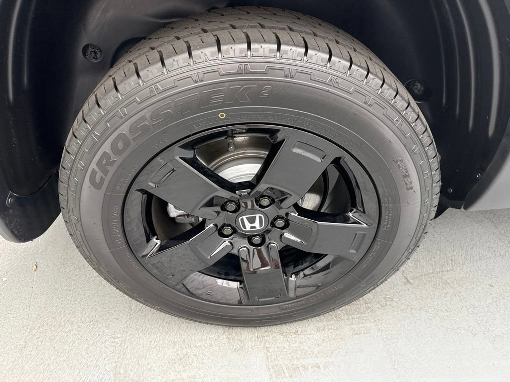 Used 2025 Honda Ridgeline Black Edition image 10