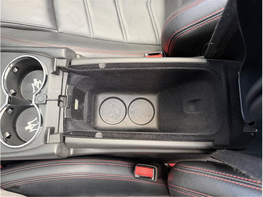 Used 2017 Maserati GranTurismo Sport RWD image 20