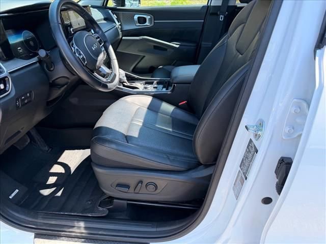 Used 2023 Kia Sorento SX image 8