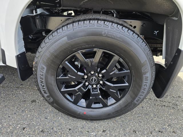 New 2026 Nissan Frontier SV AWD/4WD image 12