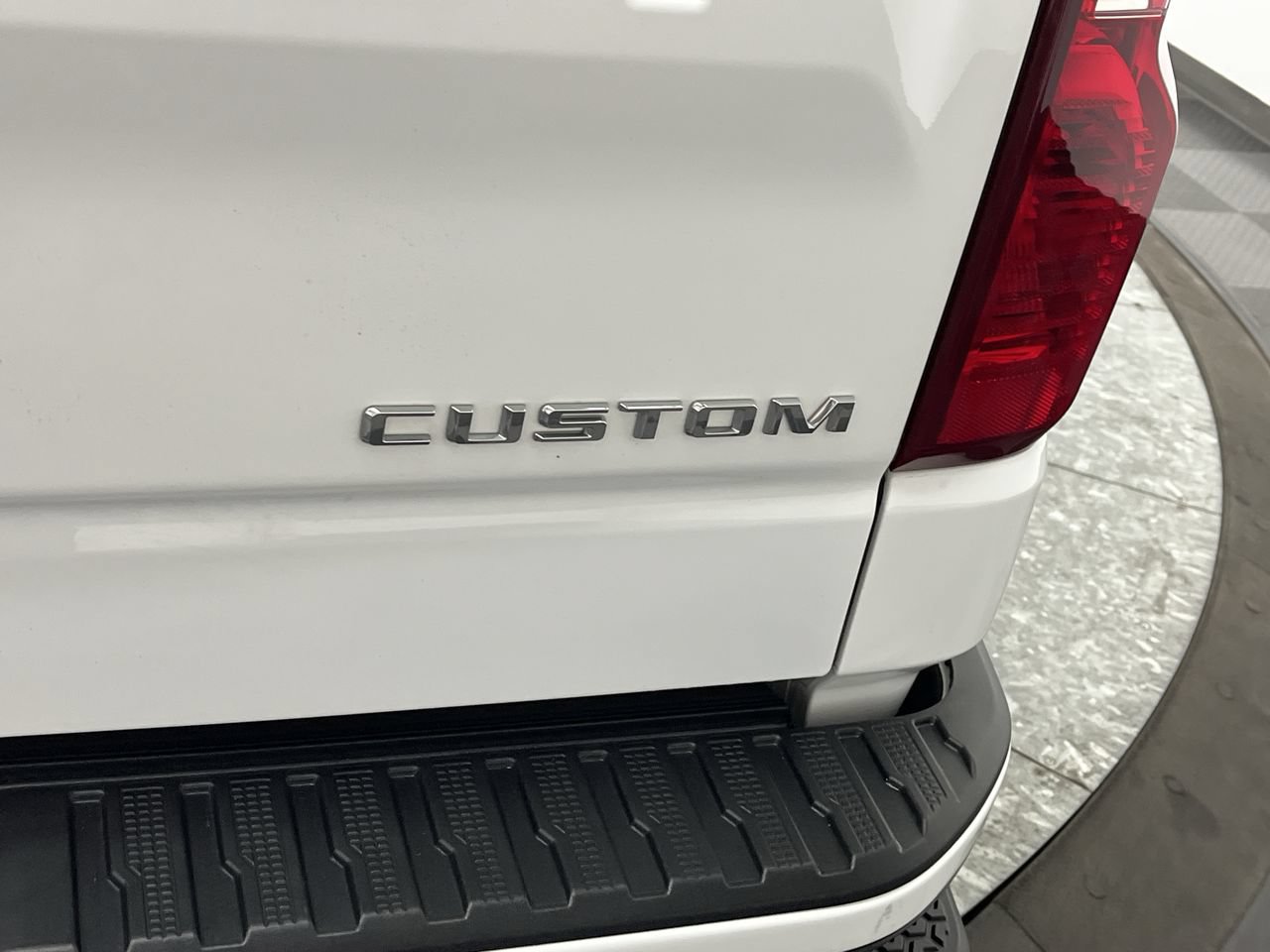 Certified 2023 Chevrolet Silverado 1500 Custom AWD/4WD image 31