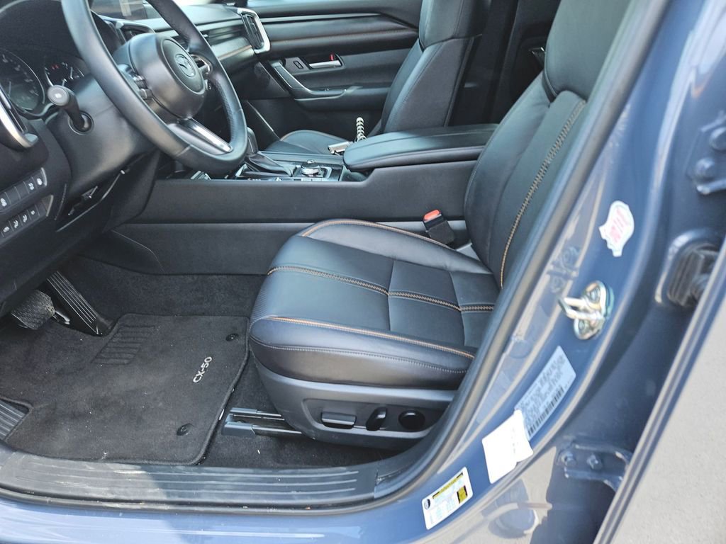 Used 2025 MAZDA CX-50 AWD 2.5 Hybrid w/ Premium Pkg image 11
