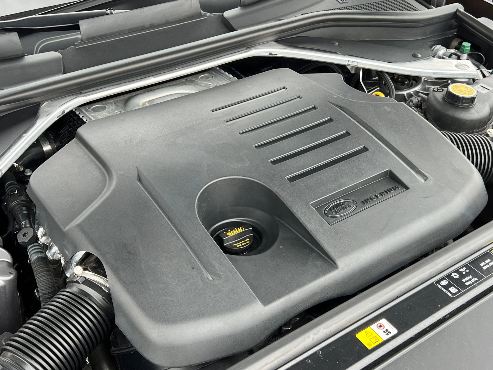 Used 2023 Land Rover Range Rover SE image 42