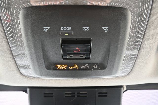 Used 2023 Toyota Prius LE image 32