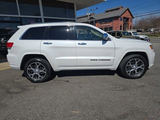 Used 2020 Jeep Grand Cherokee Overland image 41