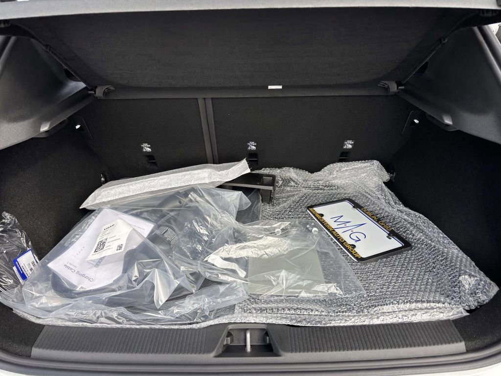 New 2026 Volvo EX30 Plus image 9