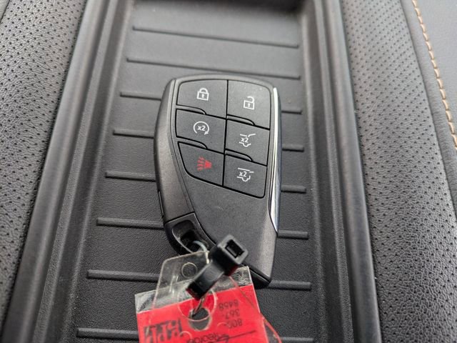 Used 2023 GMC Yukon AT4 w/ Technology Package image 34