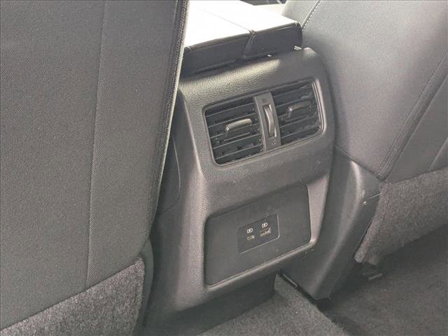 Used 2023 Nissan Rogue SV image 18