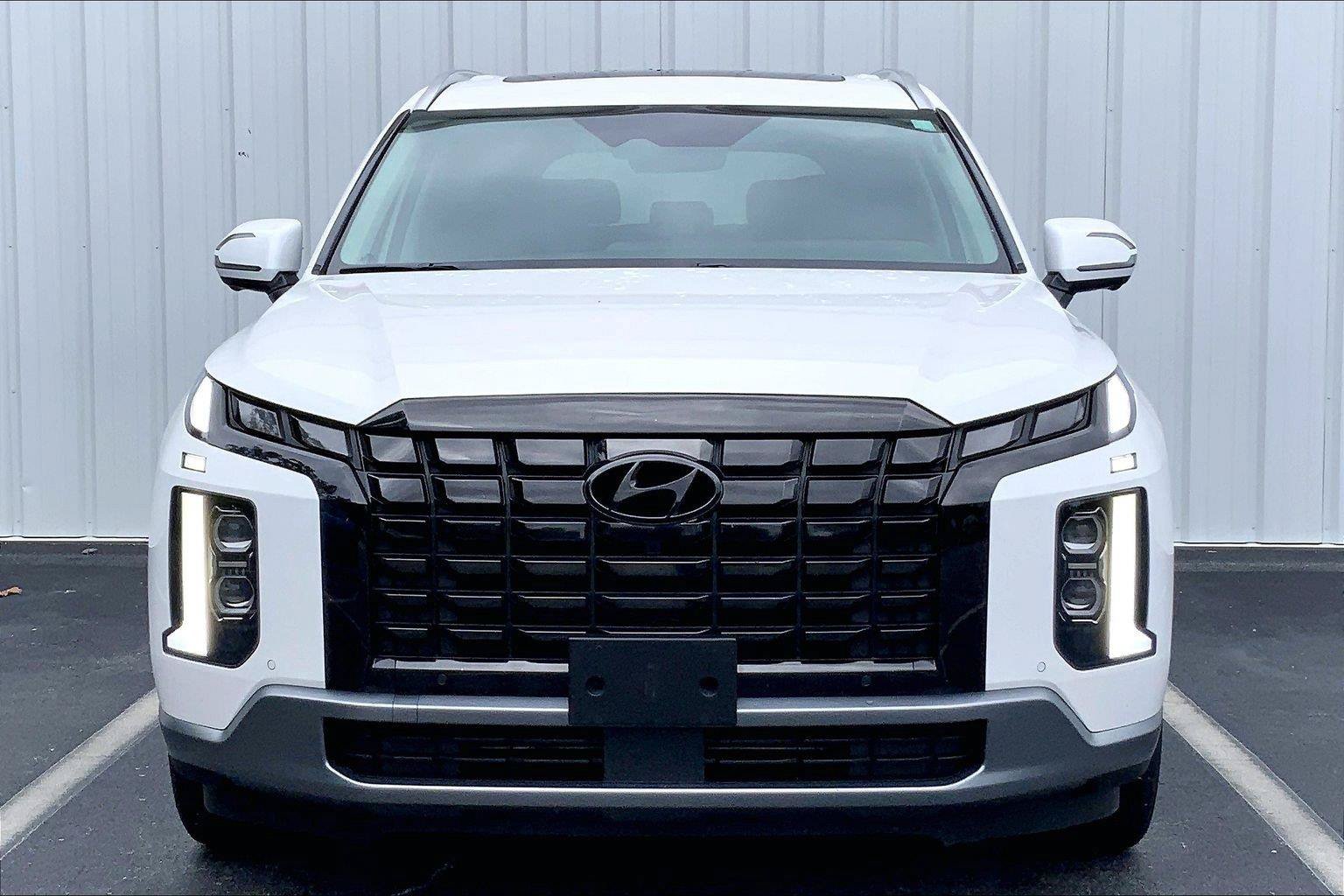 Used 2024 Hyundai Palisade SEL AWD/4WD image 3