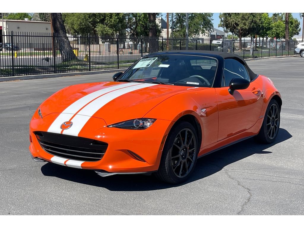 Used 2019 MAZDA MX-5 Miata 30th Anniversary RWD image 2