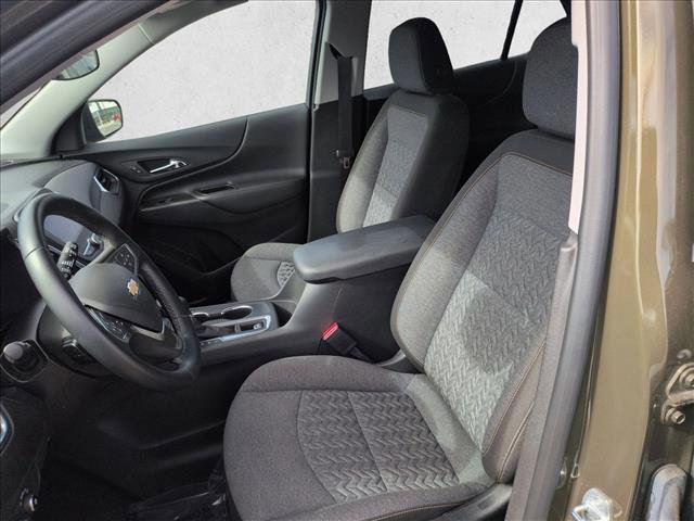 Used 2023 Chevrolet Equinox LT image 16